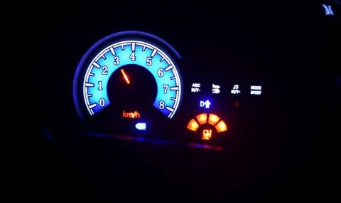 SUPER MOTOR ŚCIGACZ "MUO" - IMITACJA PRAWDZIWEGO LICZNIKA, REALISTYCZNE DŹWIĘKI/959-3