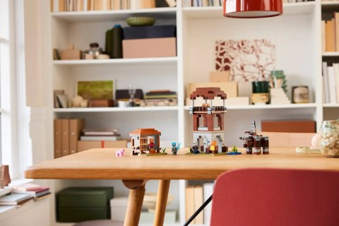 LEGO MINECRAFT 21278 THE PILLAGER OUTPOST AND RAVAGER