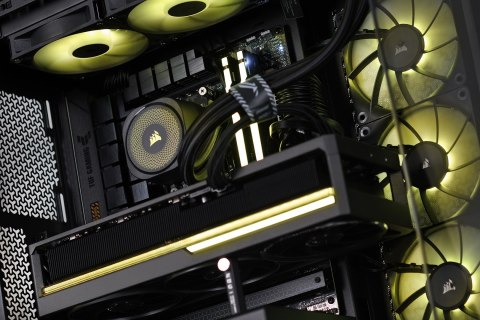 Actina iCUE 7800X3D/32GB/1TB/RTX5080/1000W