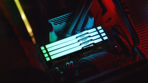 KINGSTON DDR5 32GB 6000MT/s CL30 DIMM (Kit of 2) FURY Beast RGB EXPO