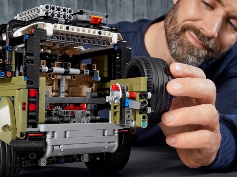 LEGO 42110 Land Rover Defender