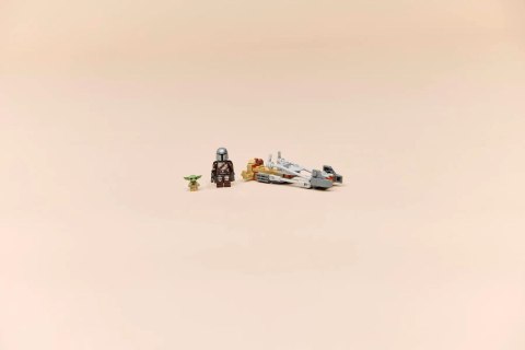 LEGO Star Wars 75436 Ścigacz Mandaloriana i Grogu