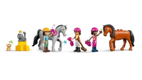 LEGO Friends 42688 Stajnia i akademia jeździecka