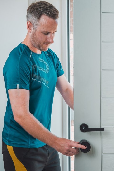 Inteligentny zamek do drzwi Yale Linus Smart lock L2 Lite Black