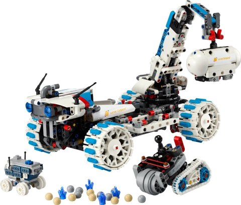 LEGO TECHNIC 42211 Kosmiczny łazik księżycowy Lunar Outpost